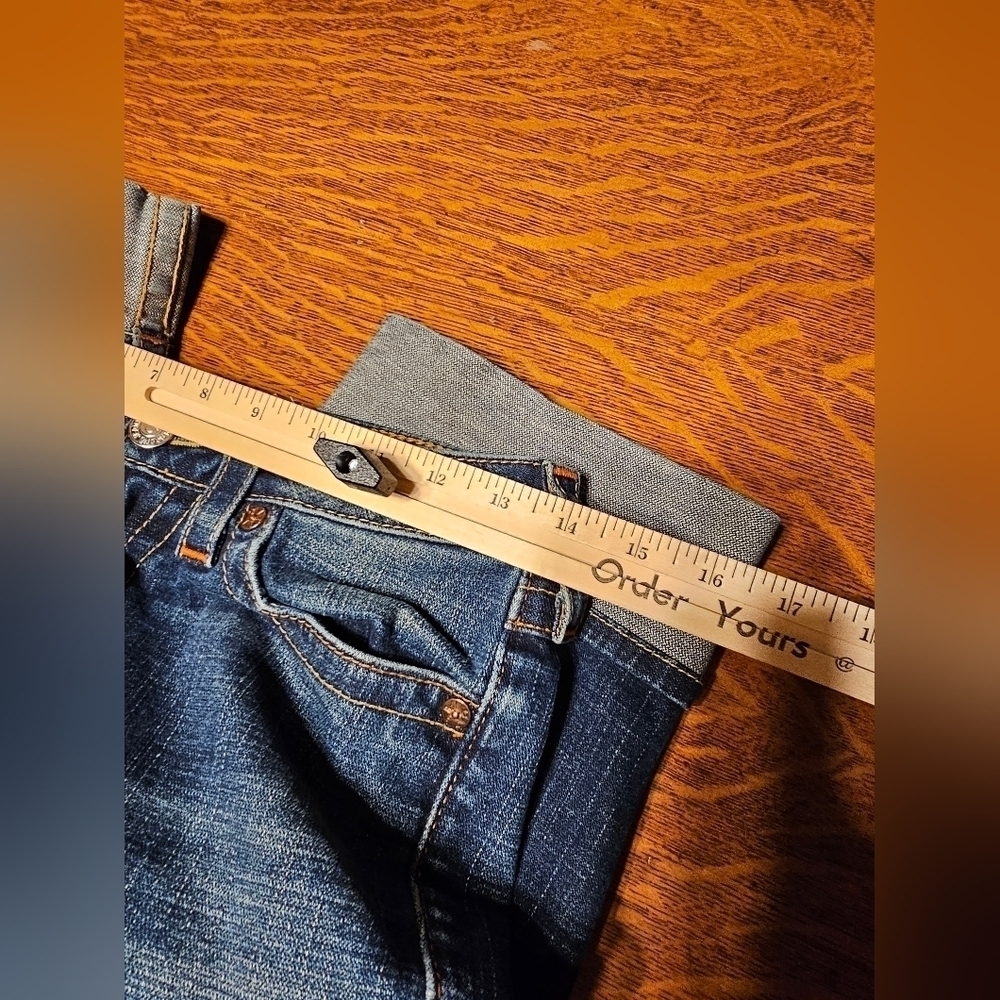 True Religion Sophie Distressed Denim Shorts Women's Size 26 - Picture 8 of 9